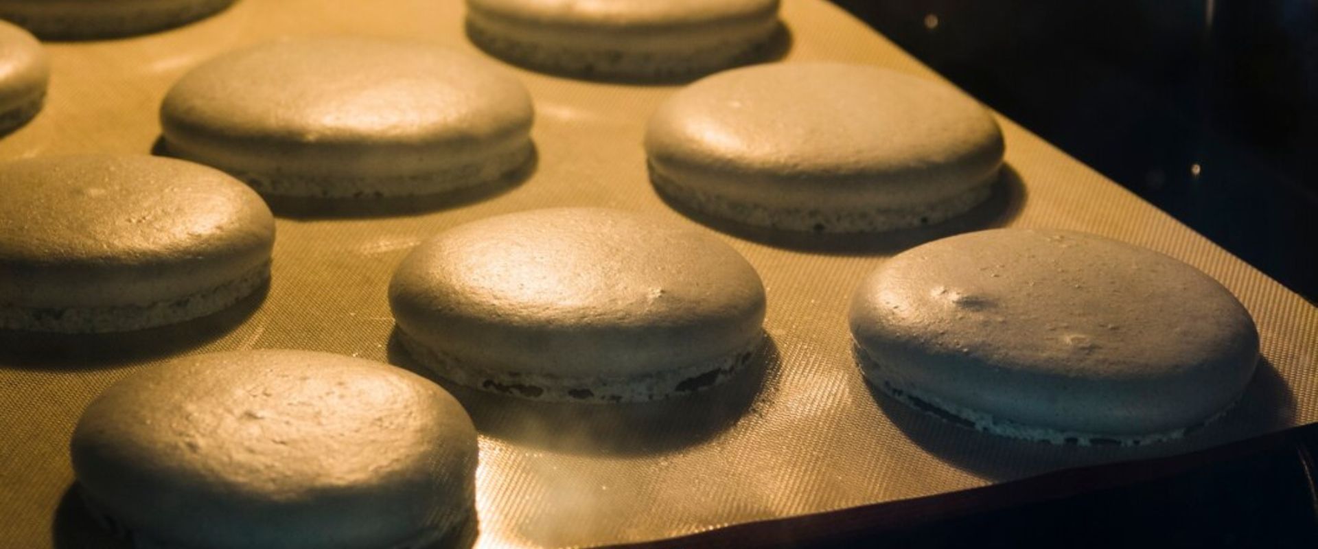 Georgina Bakes Macarons